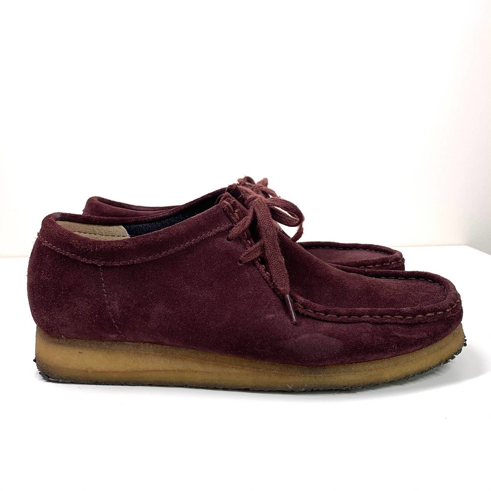 Clarks Shoes Mens 8.5 Burgundy Suede Leather Wallabee Crepe Moccasin Casual